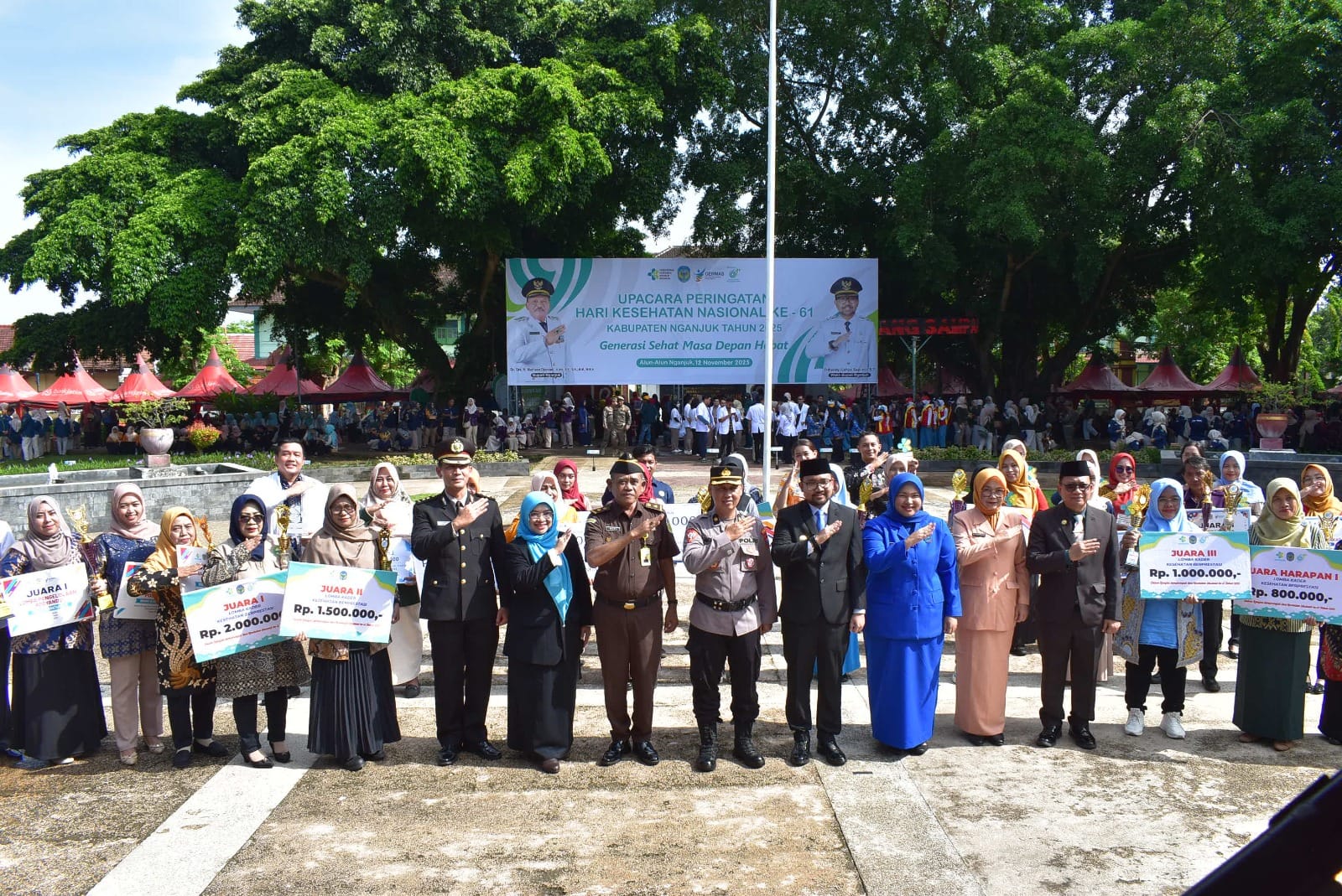 Nganjuk Celebrates 61st National Health Day with a Call for Heartfelt Service