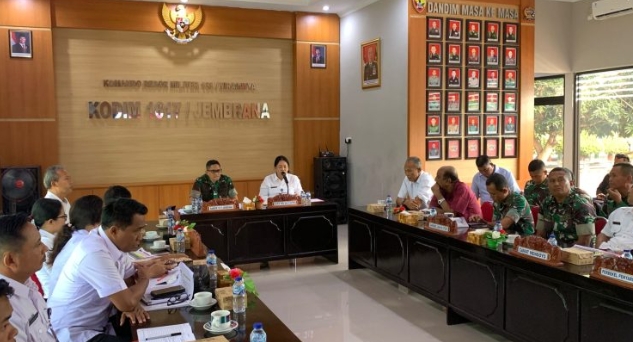 Synergistic Collaboration for Village Development: Dandim 1617/Jembrana Leads Coordination Meeting for 127th TMMD Preparation