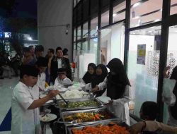 Strengthening Social Synergy, BRI Bekasi Branch Office Holds Friday Sharing and Orphan Donation