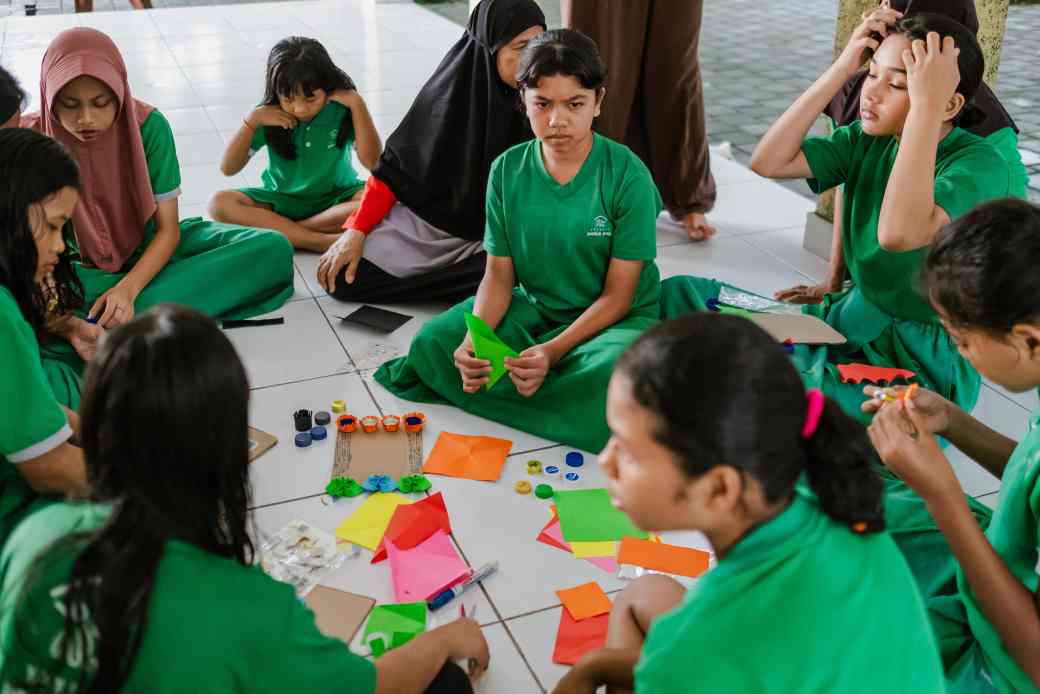 TOMS Indonesia Proves That Small Contributions Can Make a Big Difference for Children at the Foundation