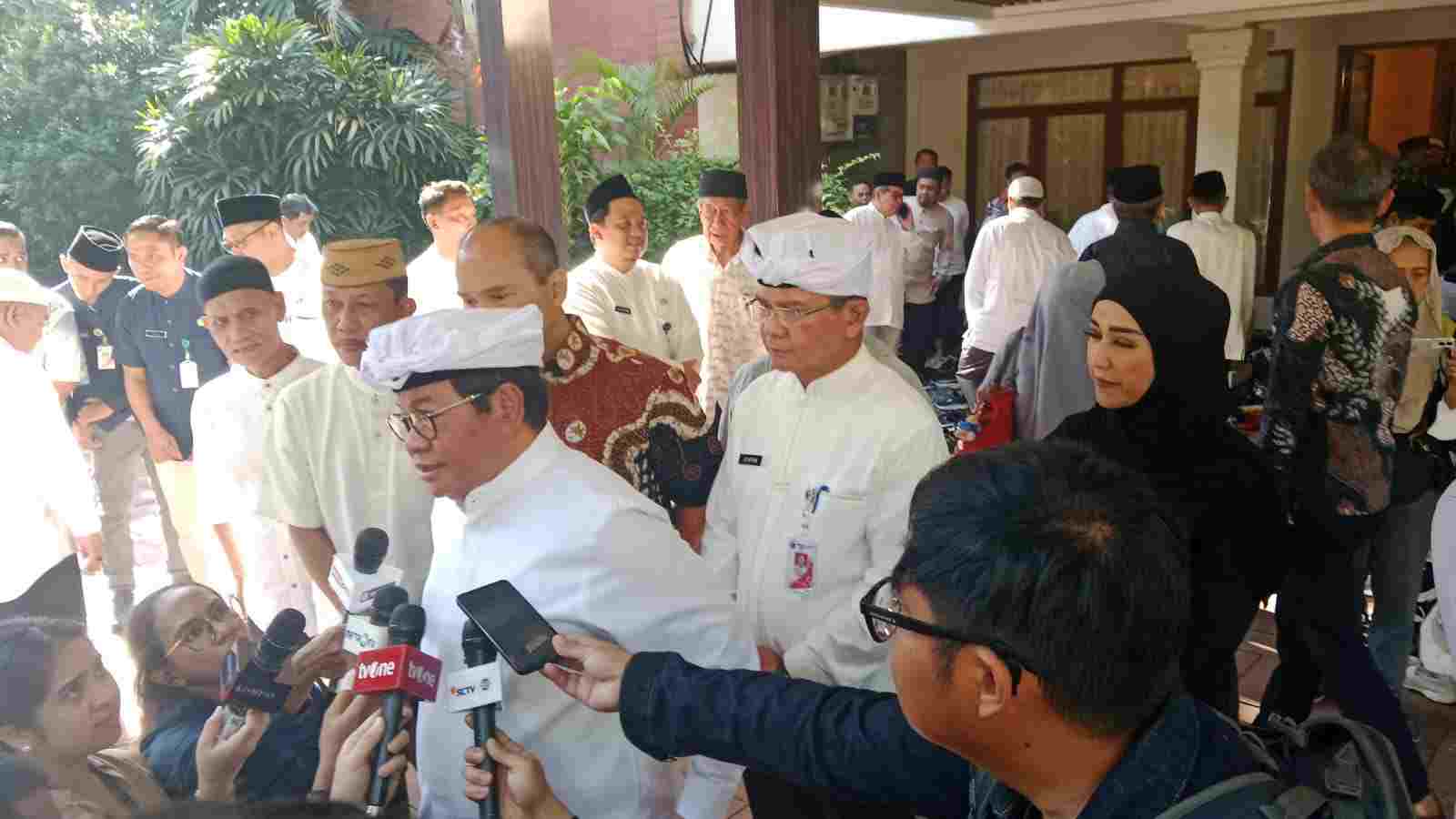 The Nation Mourns: H. Rachmat Gobel Passes Away; His Legacy of Service for Eastern Indonesia Will Always Be Remembered
