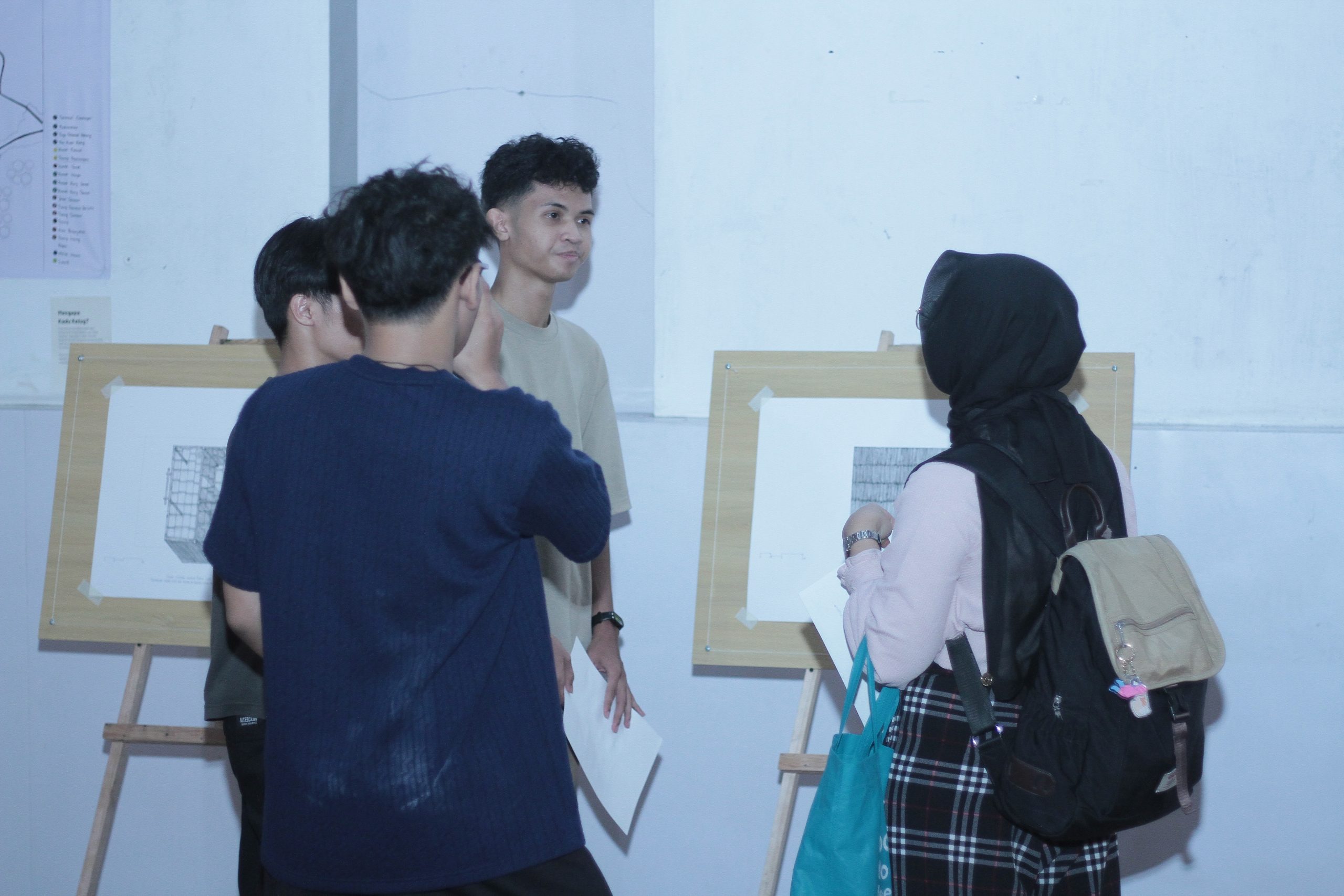 Dispar Tangsel Perkuat Pelestarian Arsitektur Vernakular Baduy Melalui Workshop “Arsir Garis”