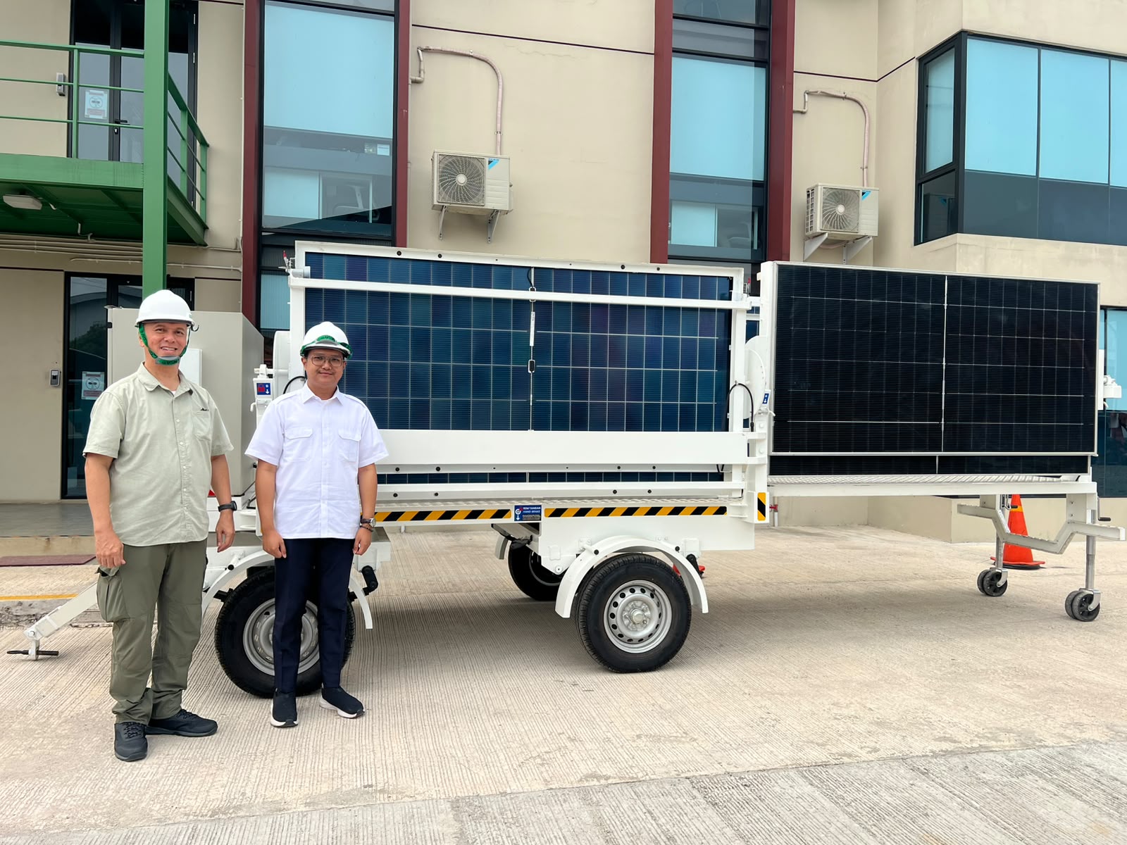 PT Energi Vertikal Indonesia Hadirkan Trailer Generator Surya, Perkuat Solusi Energi Terbarukan