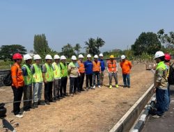 PT Duta Topkey Energi Tests Insulator-Cleaning Drones, Pushes for Safer, More Efficient Power Transmission Maintenance